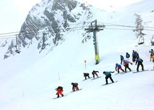 ALLEZ ALLEZ OOPS. OUR SEASONAIRE GOES DOWNHILL FAST