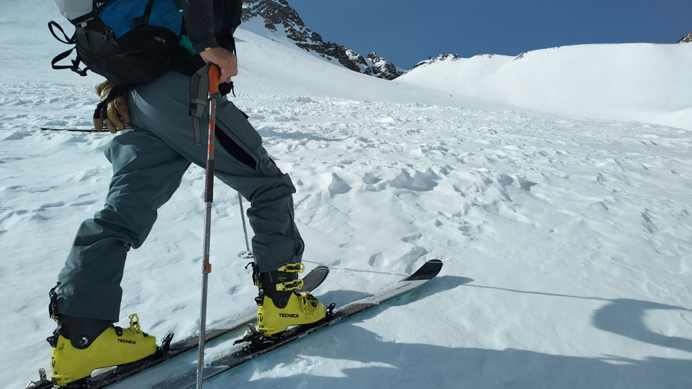 Style Altitude wind blown different types of snow